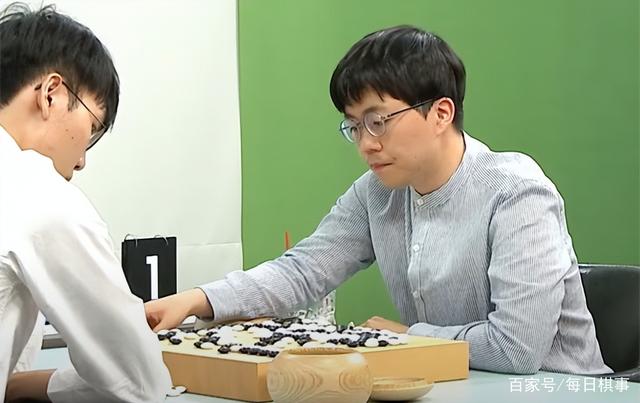 围棋直播-新浪围棋直播!