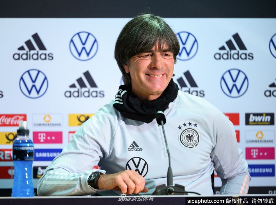 德国队主教练，德国队主教练勒夫要下课!
