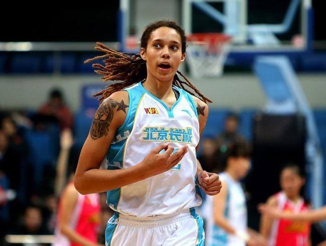 brittneygriner，marleybrinx妆前妆后!