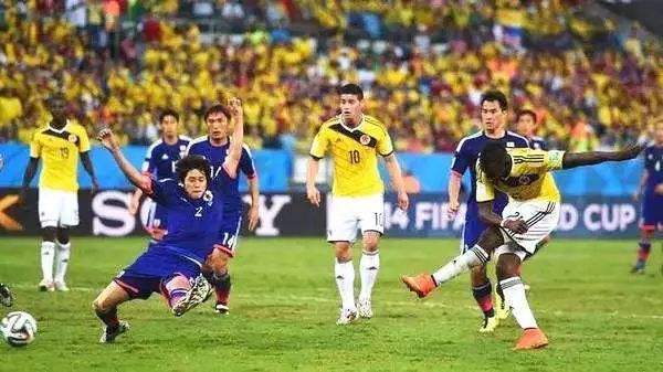 世界杯日本vs哥伦比亚，世界杯日本对哥伦比亚比分!
