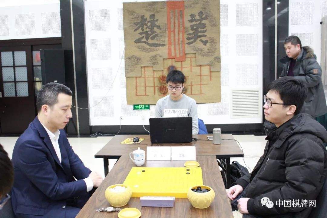 孟泰龄，孟泰龄弈招围棋招生!